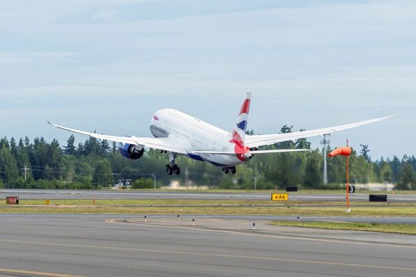 Paraguay no restringirá acceso de viajeros desde el Reino Unido por nueva cepa del COVID | OnLivePy
