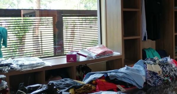 Malvivientes roban una boutique en Coronel Oviedo - Noticiero Paraguay