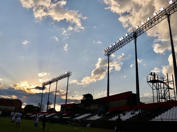 Los atuendos para los cuartos de final - APF