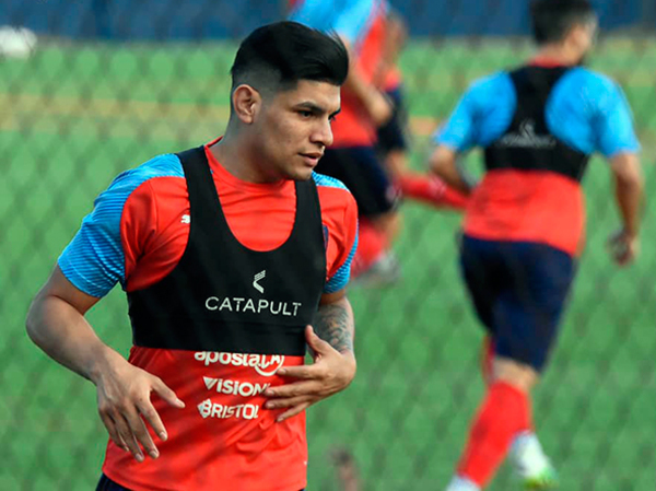 Aquino se perfila como titular para el superclásico