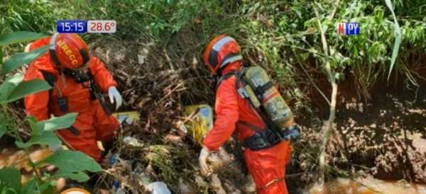 Hallan cadáver en Capiatá, la víctima habría sido arrastrado por el raudal | Noticias Paraguay