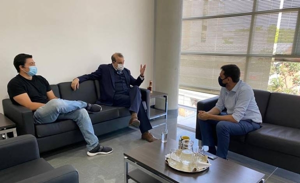 HOY / Prorrogan presentación de quiebras de empresas del sector canchas sintéticas
