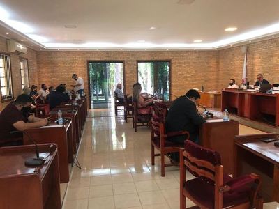 CDE: Junta autoriza licitaciones para perforación de pozos artesiano y compra de equipos - ABC en el Este - ABC Color