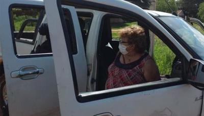 Abuela de 72 años lidera asalto, huída y balacera: parte del botín entre sus senos