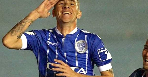 La Nación / Danilo Ortiz, cerca del Toluca