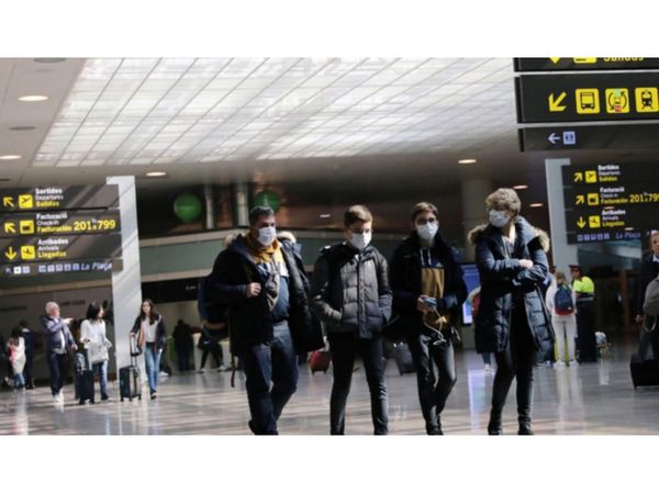 Restringen entrada de personas que hayan viajado al Reino Unido
