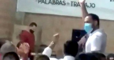 La Nación / Denuncian a titular de Juventud por violar las medidas sanitarias