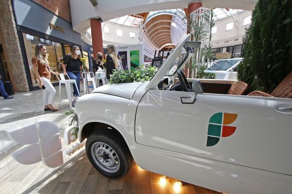 Fortaleza celebra las fiestas con acción en el shopping del sol
