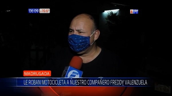 Roban motocicleta de periodista en Villa Elisa