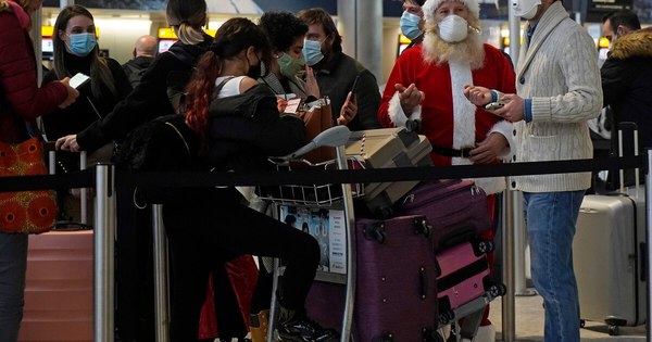 La Nación / Prohíben la entrada de viajeros provenientes de Reino Unido, reitera canciller