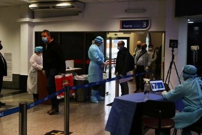 Ingreso excepcionales y cuarentena obligatoria para viajeros del Reino Unido | OnLivePy
