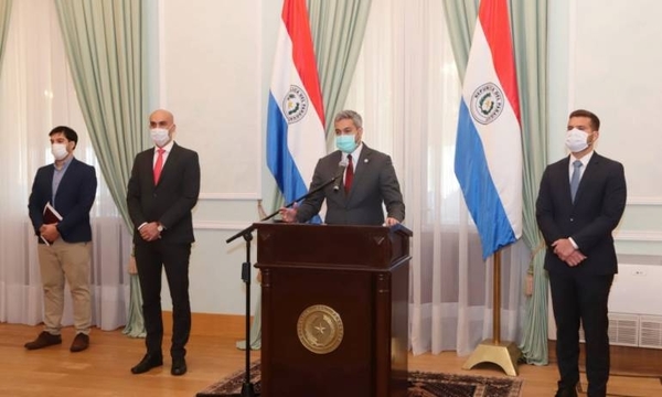 HOY / Abdo promulga uso obligatorio de mascarillas: “De corazón, asuman la responsabilidad”