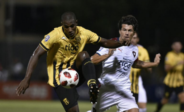 HOY / Romaña no sigue en Guaraní y va a Estados Unidos