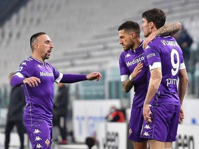 Fiorentina aplasta a la Juventus