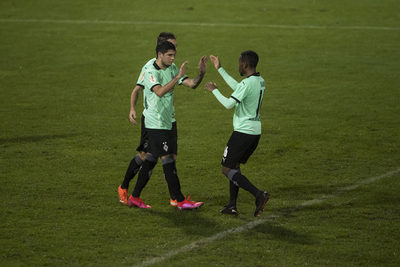 Julio Villalba puso el sello guaraní en la goleada del Borussia Mönchengladbach - Megacadena — Últimas Noticias de Paraguay