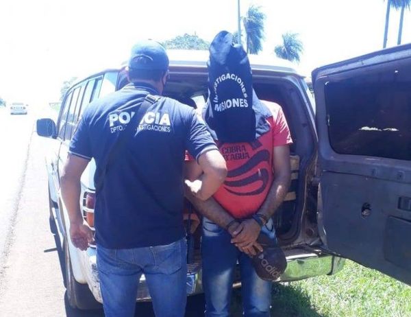 Transportaba varios kilos de marihuana en su vehículo y fue detenido tras persecución