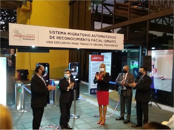 Migraciones inaugura el Sistema de Reconocimiento Facial en el Puente de la Amistad