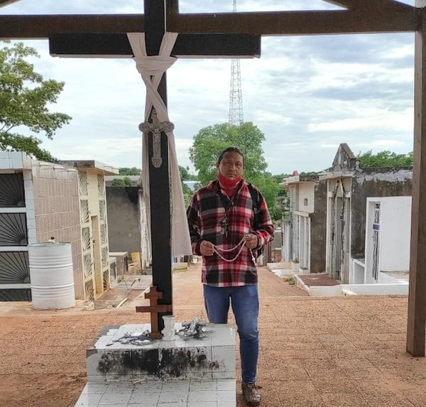 Crónica / Médico cuenta cómo ojapo liberación en cementerio