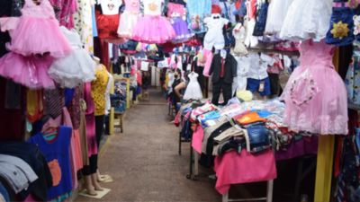 Ofrecen variedad de productos para estas fiestas en San Lorenzo