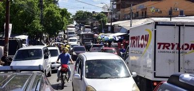 Mercados tienen  gran movimiento  y embotellamiento - Nacionales - ABC Color
