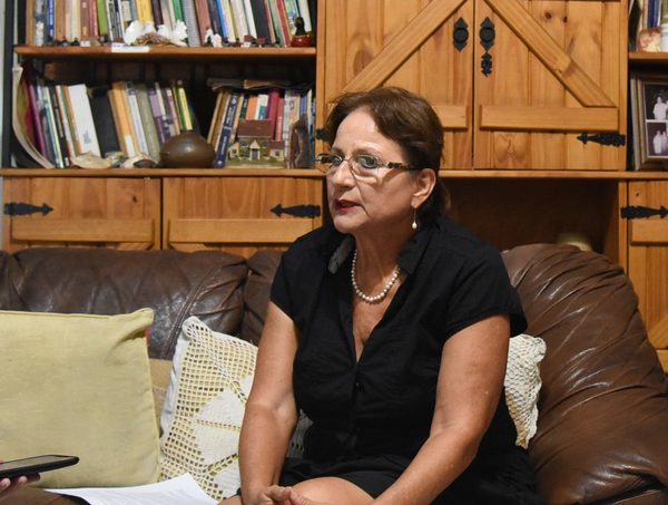 Guillermina Kanonnikoff dice que proyecto para regularizar tierras en Marina Cué "es algo muy esperado" · Radio Monumental 1080 AM