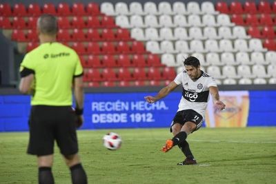 “Buena esa Gorotito”: el tuit de Iván Torres después de eliminar a Cerro - Olimpia - ABC Color