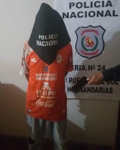 Robó un celular y fue reducido por los vecinos - ABC en el Este - ABC Color