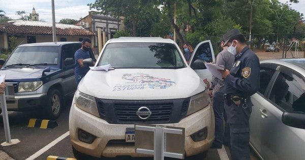 La Nación / Hallan pan de marihuana en camioneta del MEC