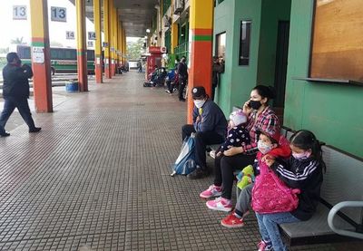 A menos de la mitad bajó flujo de pasajeros en Terminal de Ómnibus de Asunción