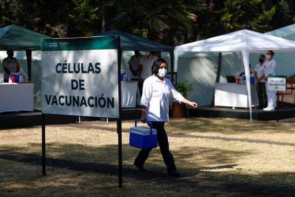 México iniciará el jueves vacunación contra COVID-19 a personal médico