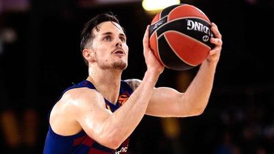 Escándalo internacional con Barcelona: Dejaron varado a un basketbolista por negociar en secreto con el Real Madrid