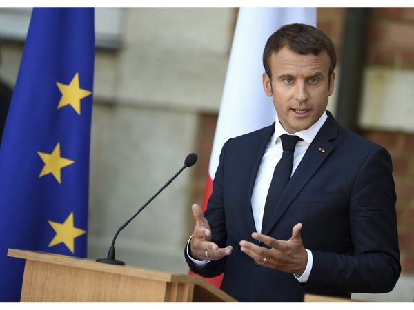 Macron muestra "signos de mejoría" del coronavirus