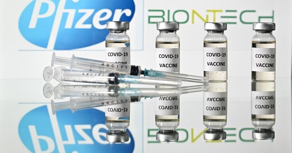 La Nación / Argentina autoriza vacuna de Pfizer-BioNTech