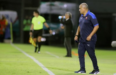 'Chiqui' logra que Cerro empiece y termine el año con un solo DT