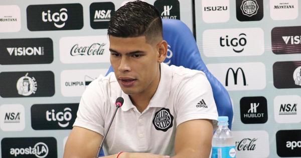 Jorge Arias no continuará en Olimpia