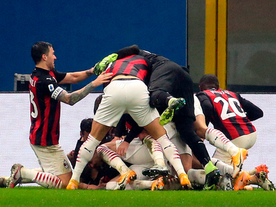 Milan y una agónica victoria para sostener el mando de la Serie A