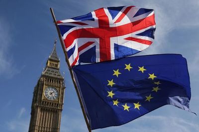 Acuerdo posbrexit a la vista tras meses de tortuosas negociaciones - Mundo - ABC Color