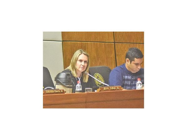 Exigen rendición de cuentas por falta de transparencia
