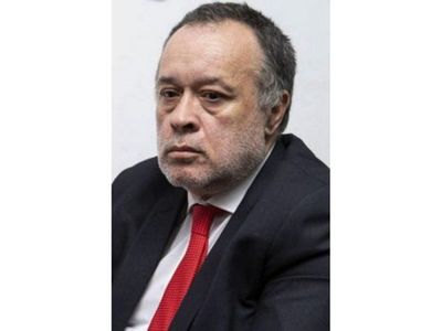 Justicia absuelve a acusado del atentado de la AMIA