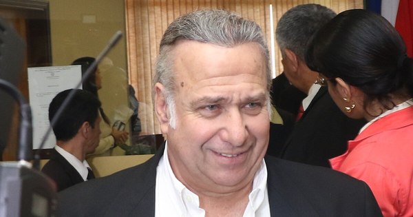 La Nación / Abogada de González Daher pide absolución de condena