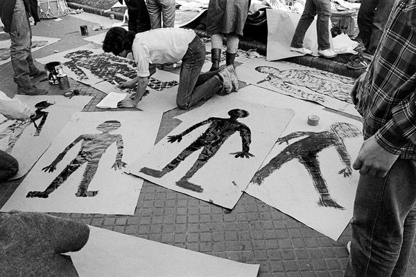 «Arte y democracia» miniserie online