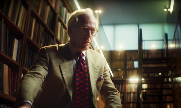 Netflix estrena «Death to 2020», falso documental de los creadores de Black Mirror