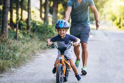 Ocho razones para regalar una bici por Navidad o Reyes a un niño - Bienestar - ABC Color