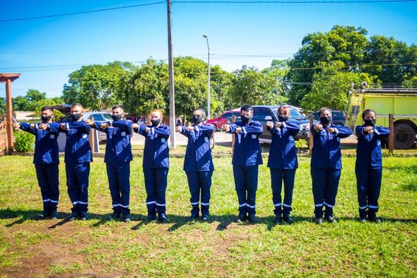 Juran primeros bomberos en Puerto Antequera - Nacionales - ABC Color
