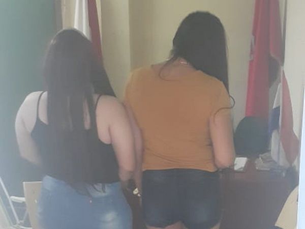 Apresan a travesti y mujer: exigían plata para no publicar fotos