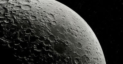 Descubren más de 100.000 cráteres de hace de 4 millones de años en la Luna gracias a Inteligencia Artificial - C9N