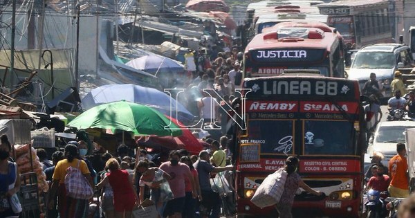 La Nación / Mercado 4 recibe a 5.000 personas por día en la previa de fechas festivas