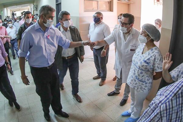 Destacan labor del personal de blanco en un año con contagios históricos de dengue y la pandemia de covid-19 | .::Agencia IP::.