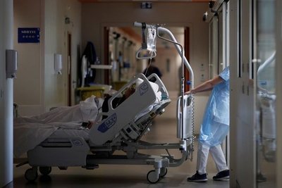 Francia otorgará la ciudadanía a los trabajadores extranjeros que combaten en la pandemia de coronavirus » Ñanduti