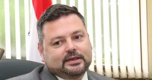 La Nación / Sergio Coscia presentó su renuncia al cargo de procurador general